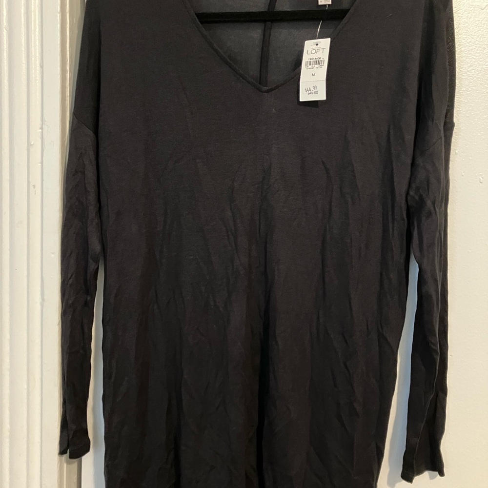 LOFT Women's Charcoal Long Sleeve V-Neck Top